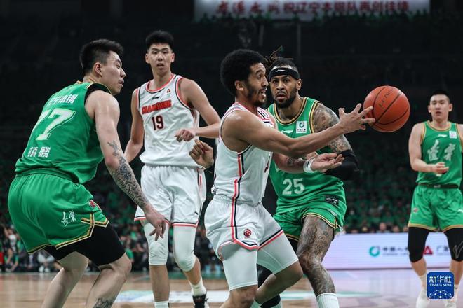 CBA季后赛收官！广东横扫深圳辽宁3-1胜北京晋级总决赛